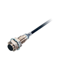 Индуктивный датчик Omron E2E-X7D112 2M OMS
